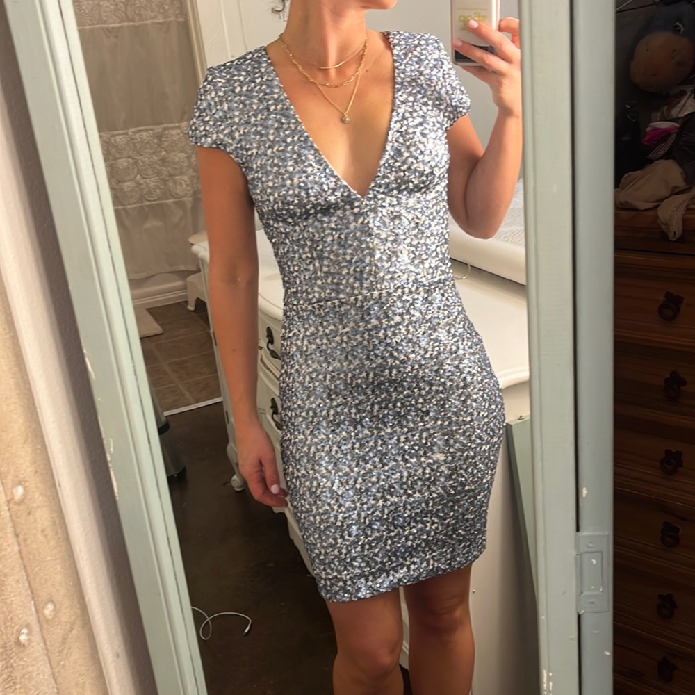 Blue sequin bodycon plunging neck cap sleeve dress